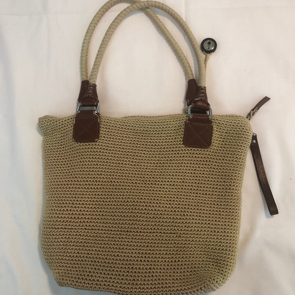 Effortless Style Meets Everyday Functionality: Th… - image 2